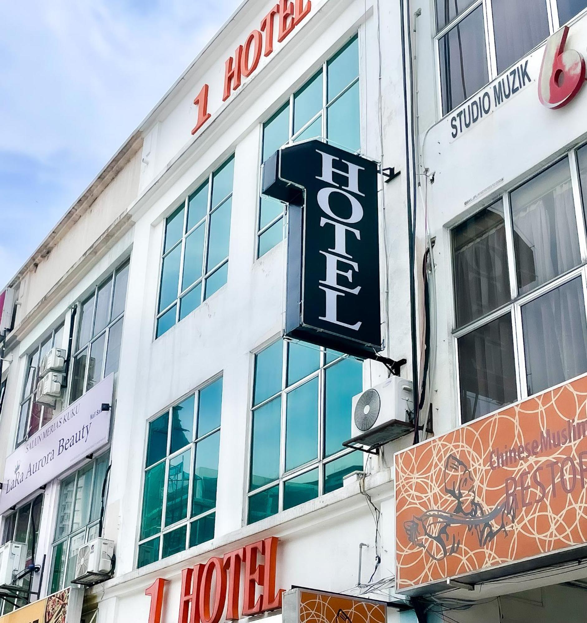 1 Hotel Taman Connaught Kuala Lumpur Exterior foto